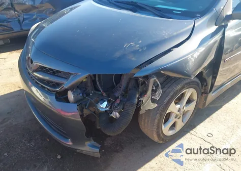 2011 Toyota Corolla S z USA, uszkodzony, nr VIN 2T1BU4EE8BC582348